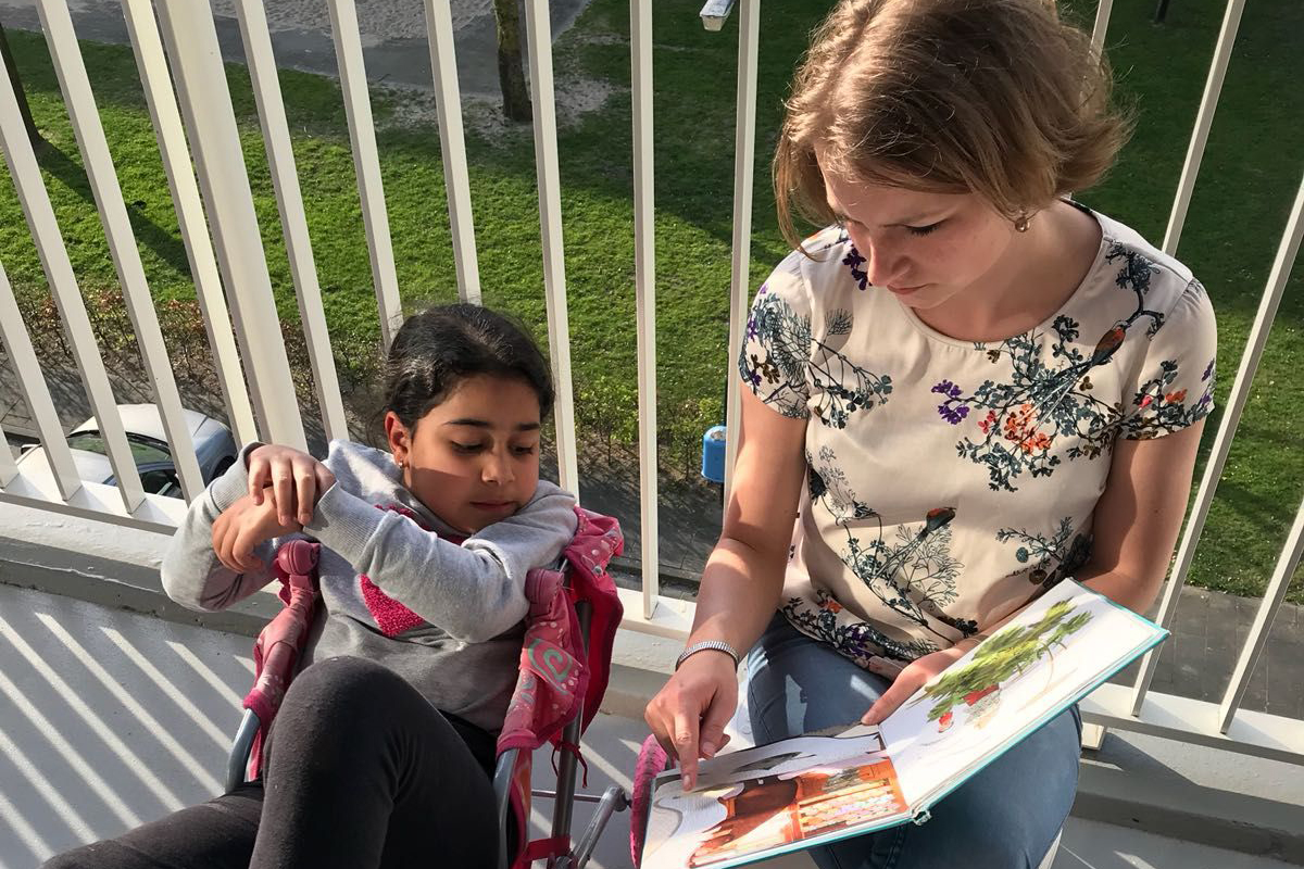 Anouk, enthousiaste vrijwilliger VoorleesExpress